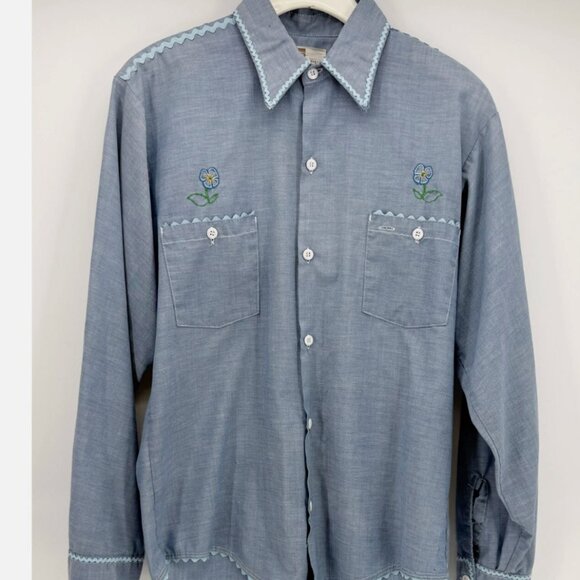 Montgomery Ward Chambray Embroidered Shirt M - Picture 8 of 8